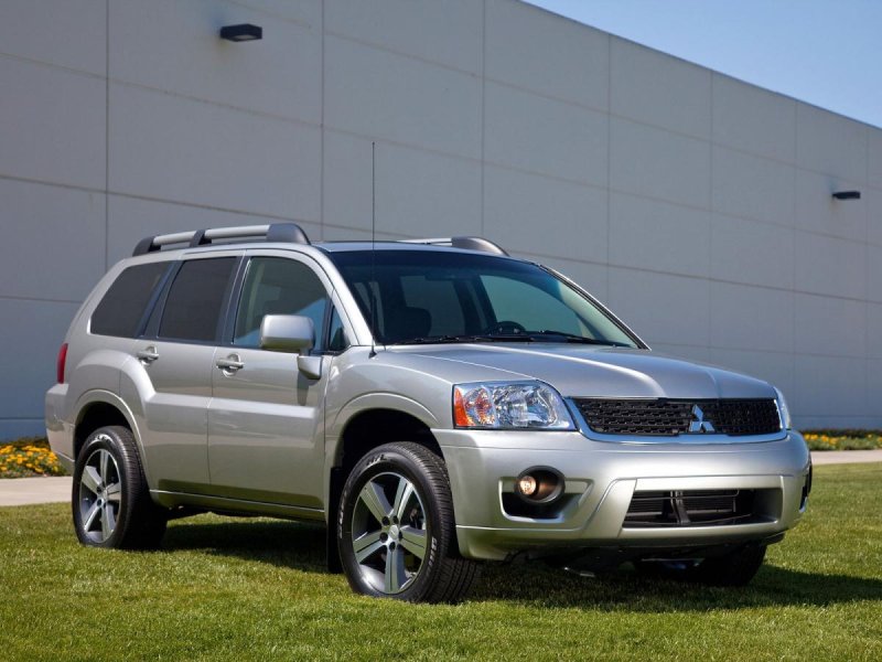 Mitsubishi Endeavor 2010