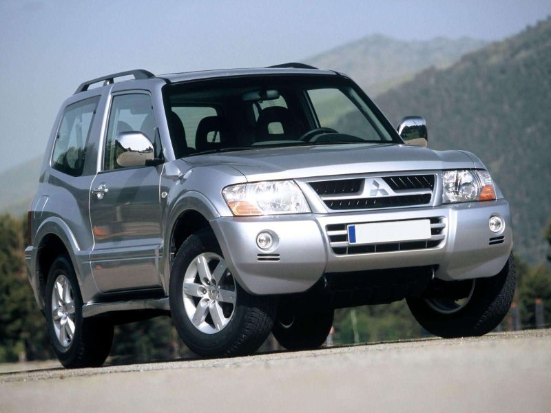 Mitsubishi Pajero 3 Door 2005