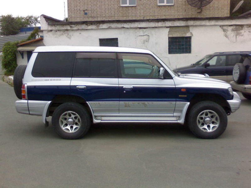 Паджеро 1998 зелёный