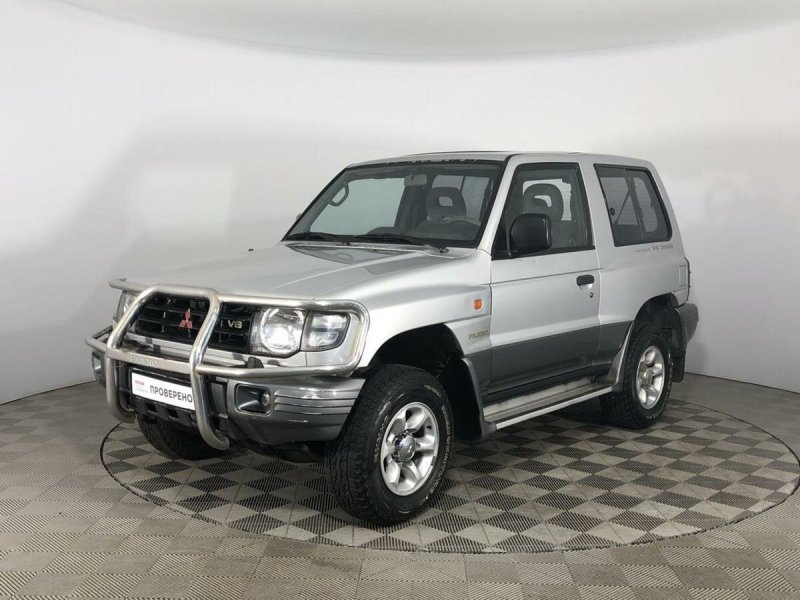 Mitsubishi Pajero 1998