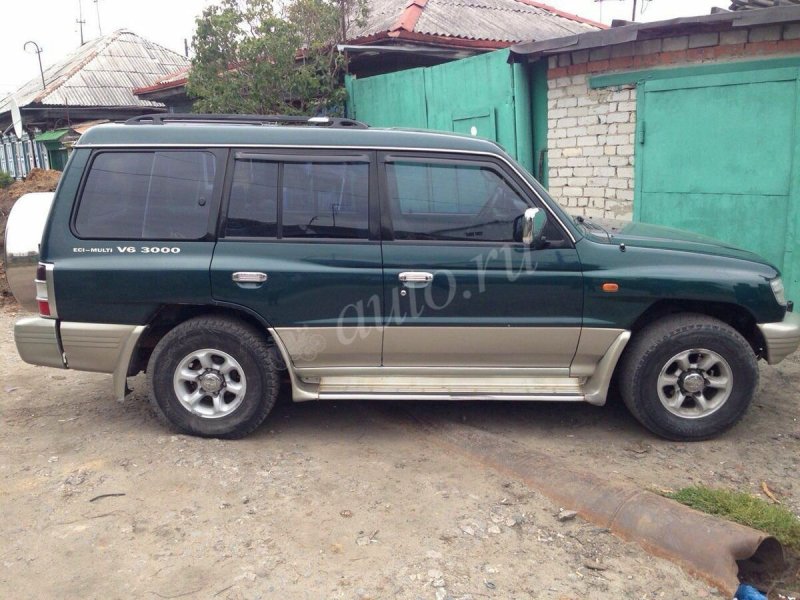 Mitsubishi Pajero 1998