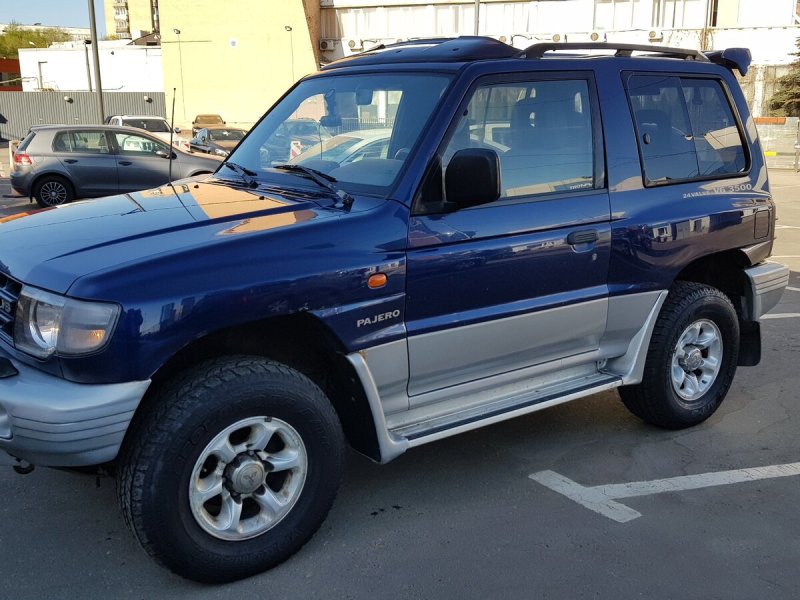 Mitsubishi Pajero 2 1998