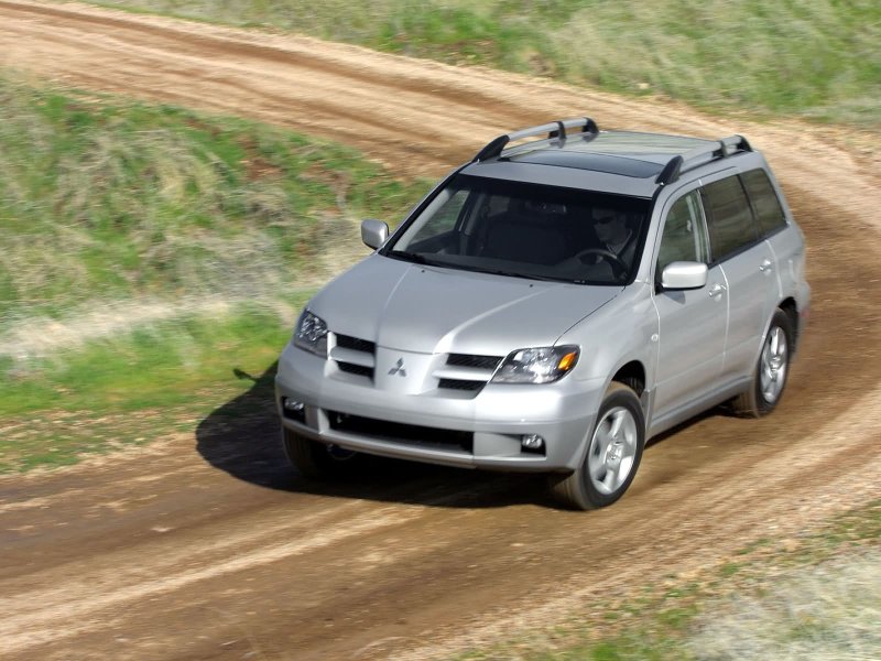 Mitsubishi Outlander 1 2006
