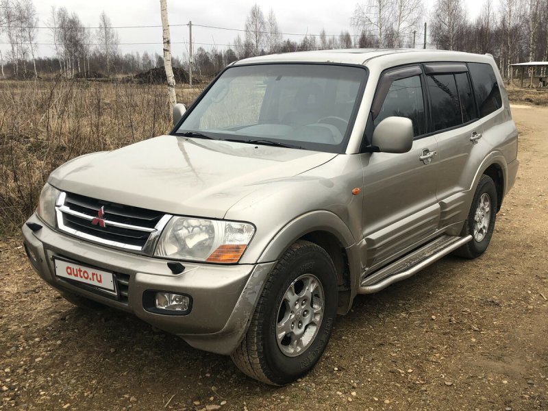 Mitsubishi Pajero III 2002
