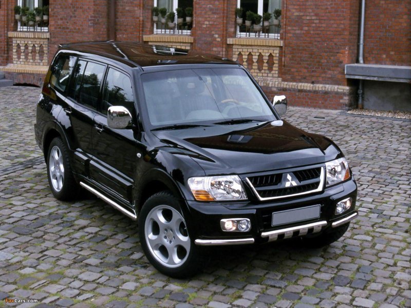 Mitsubishi Pajero 2002