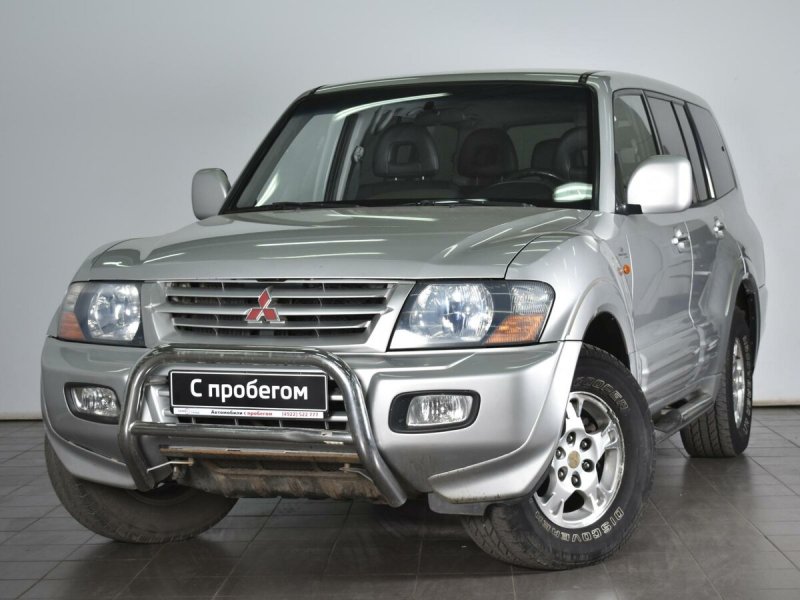 Mitsubishi Pajero III 2002