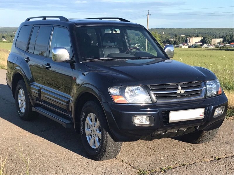 Mitsubishi Pajero 3 2002
