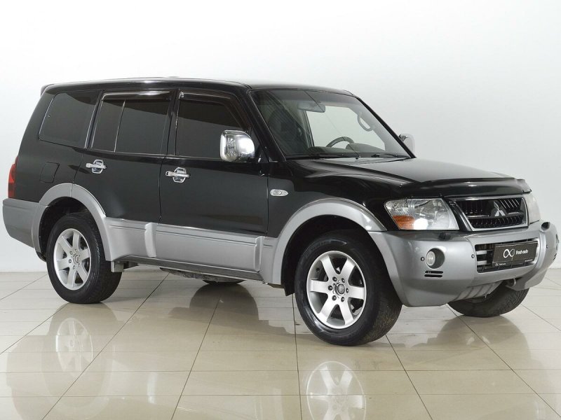 Mitsubishi Pajero III 2002