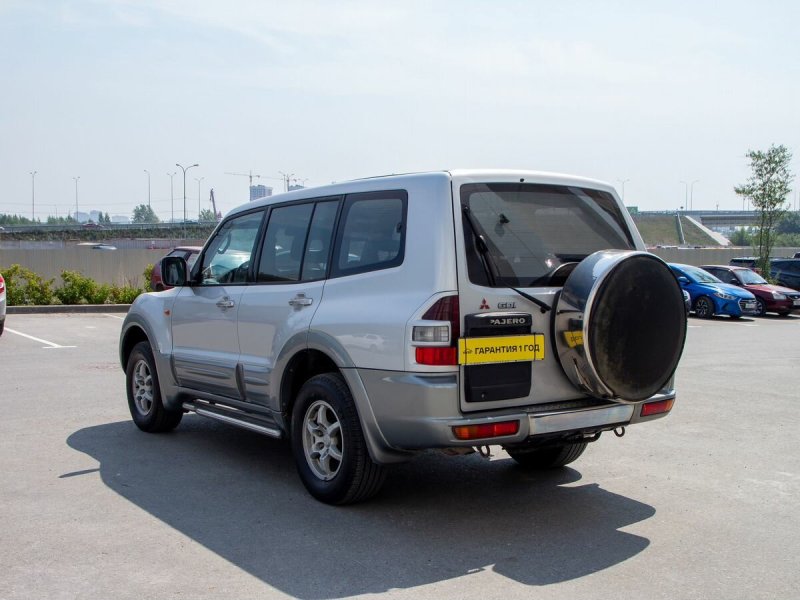 Mitsubishi Montero 2002 Tuning