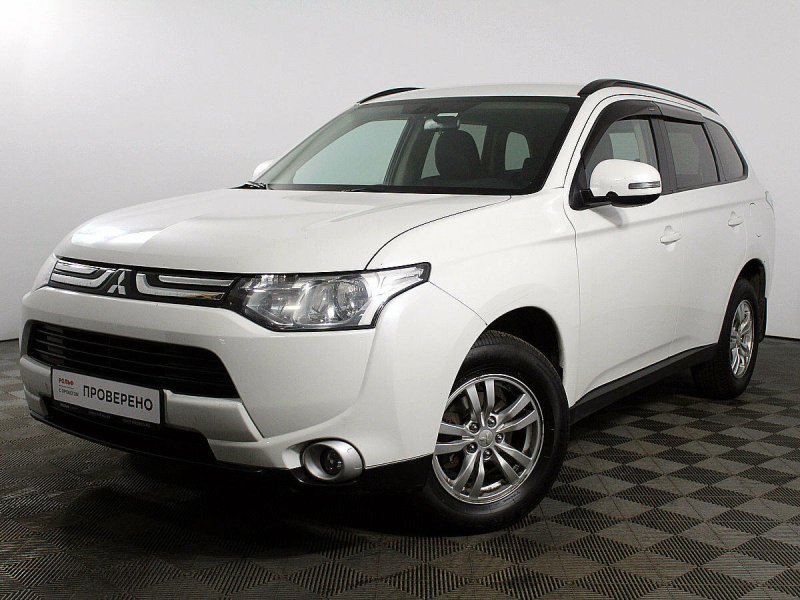 Mitsubishi Outlander III 2012