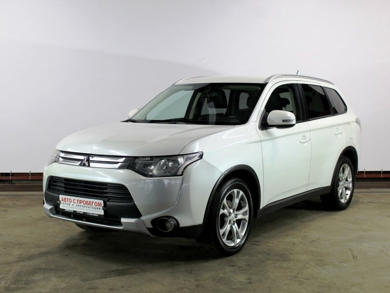 Mitsubishi Outlander III 2014