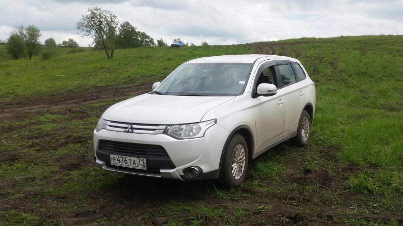 Mitsubishi Outlander Samurai 2022