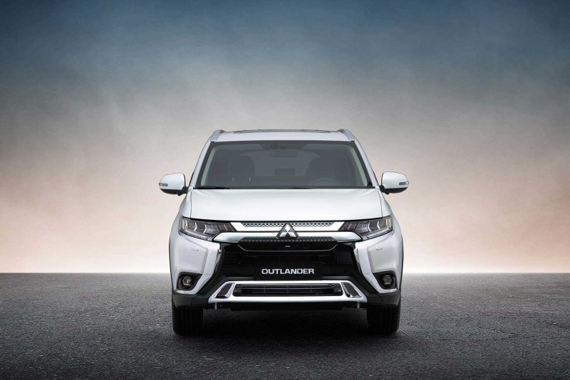 Mitsubishi Outlander 2021