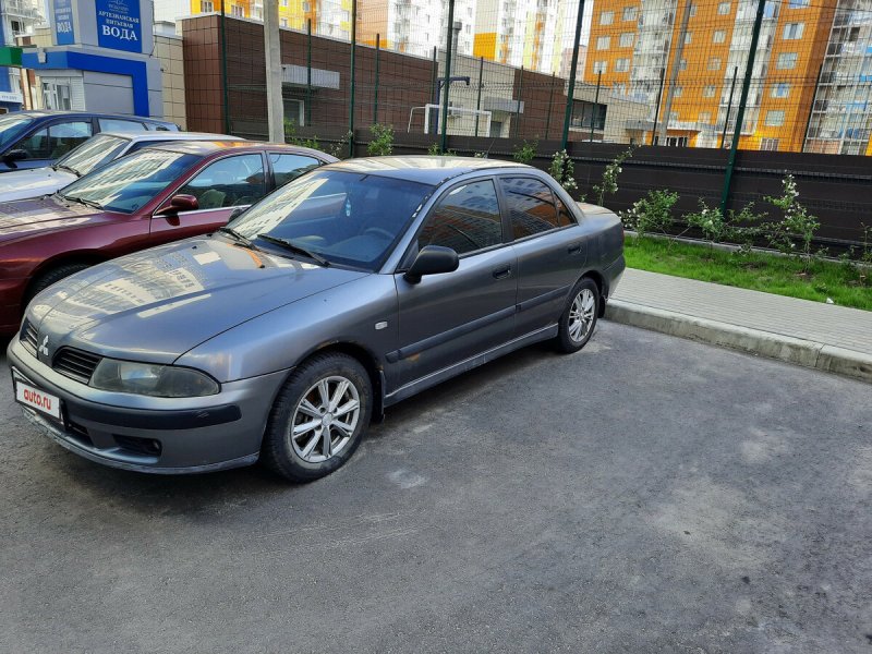 Митсубиси Каризма 2003 1.6