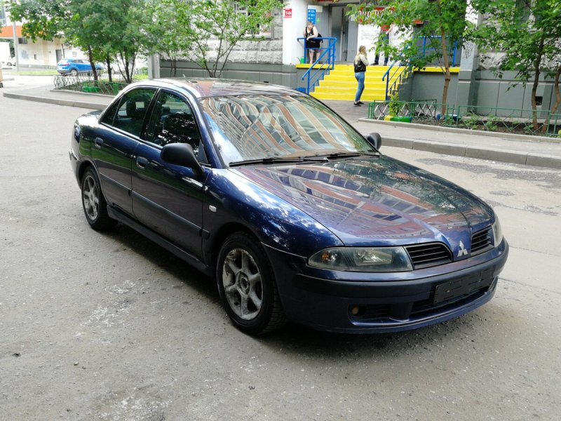 Mitsubishi Carisma 2003 хэтчбек