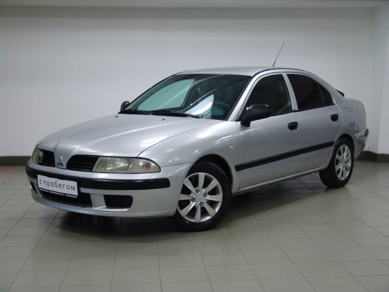 Mitsubishi Carisma 2003 год