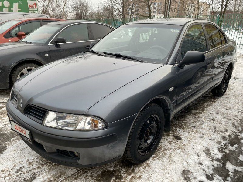 Митсубиси Карина 2001