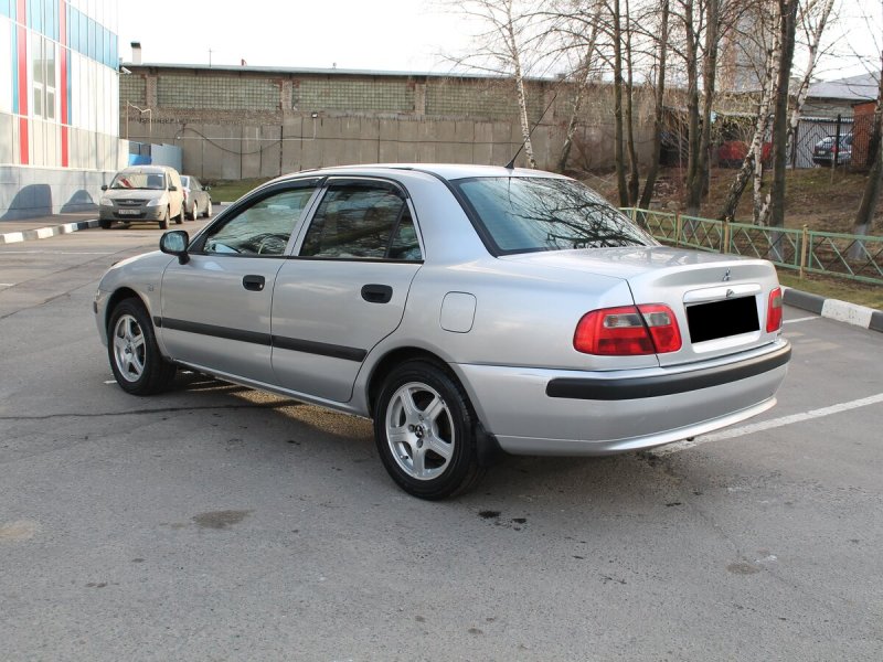 Мицубиси Каризма 2008