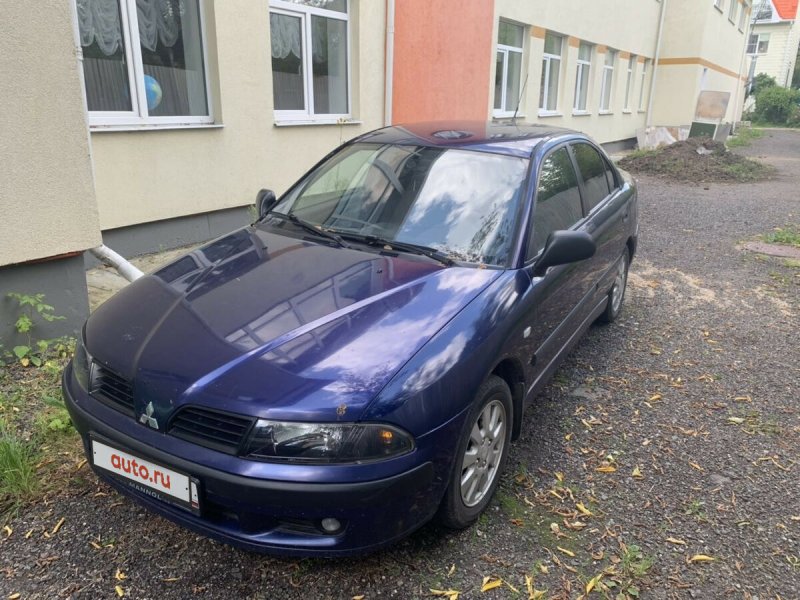 Мицубиси Каризма 2003
