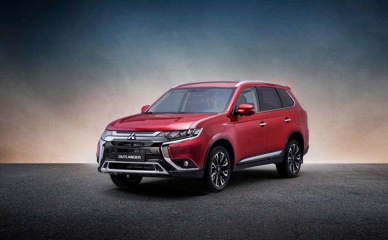Mitsubishi Outlander 2020г