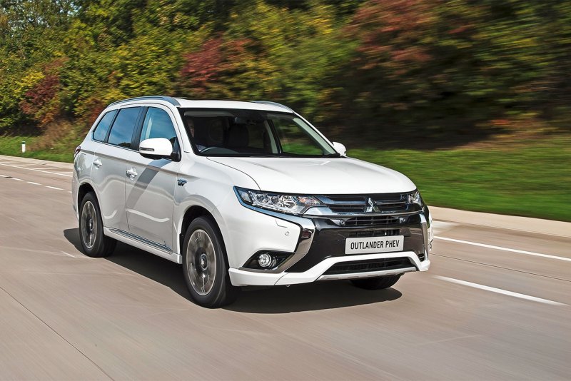 Мицубиси Аутлендер 2022 PHEV