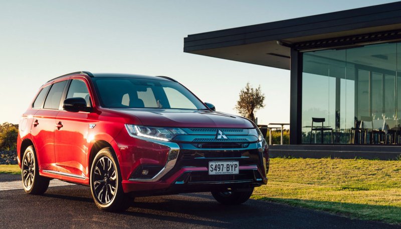 Mitsubishi Outlander 2022