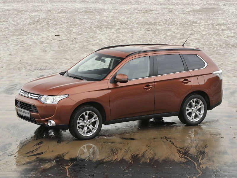 Mitsubishi Outlander 2012