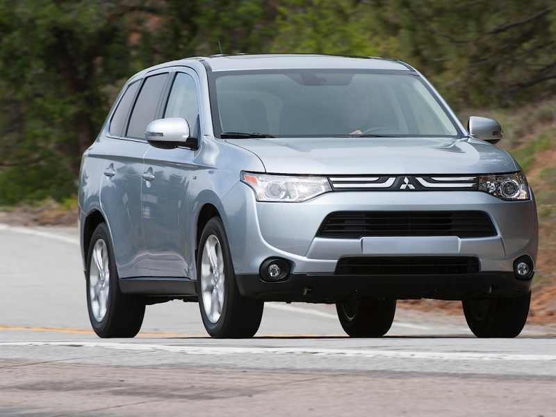 Mitsubishi Outlander 2014