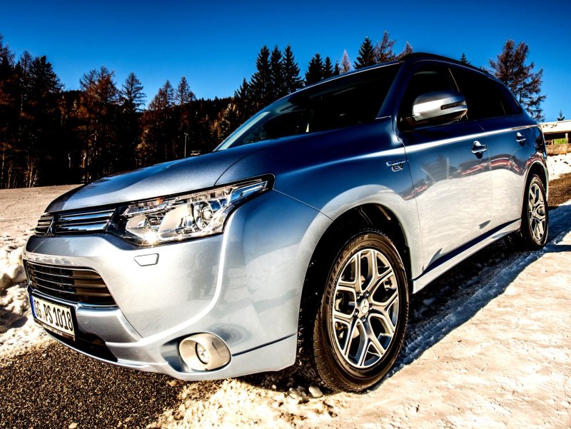 Mitsubishi Outlander 2014