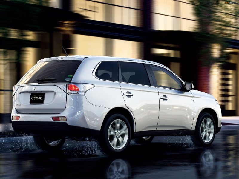 Mitsubishi Outlander 2012