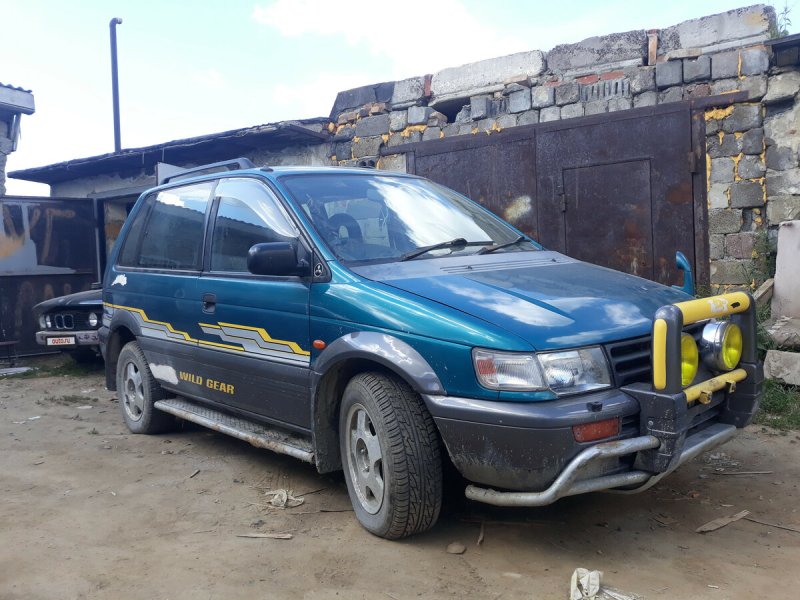 Мицубиси RVR 1994