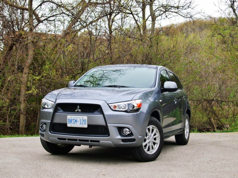 Mitsubishi RVR 2014