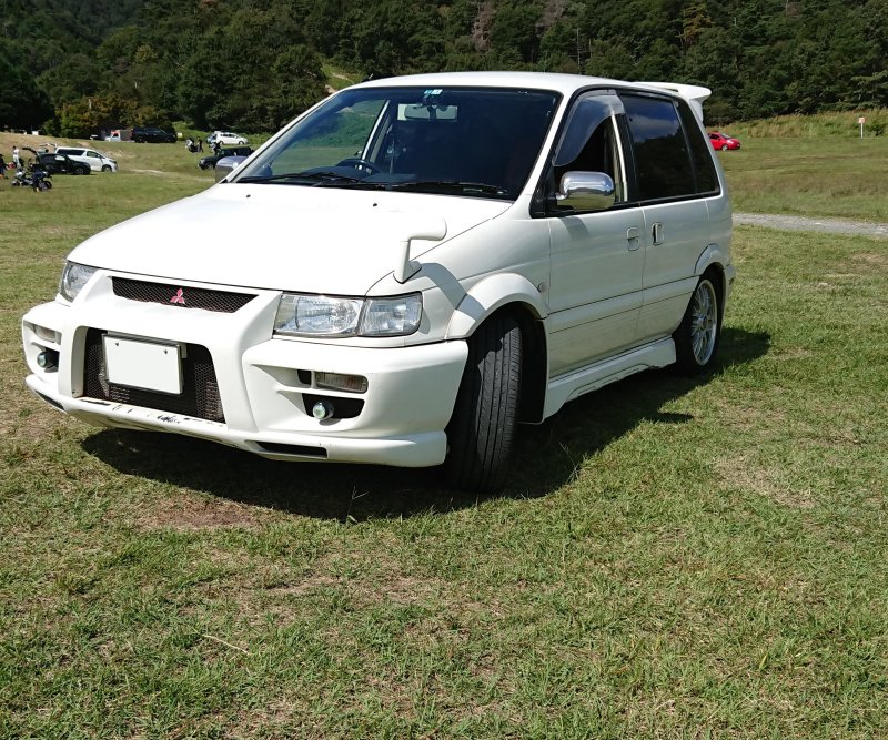 Mitsubishi RVR 1997