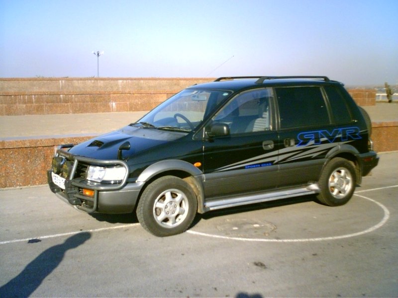 Mitsubishi RVR 1