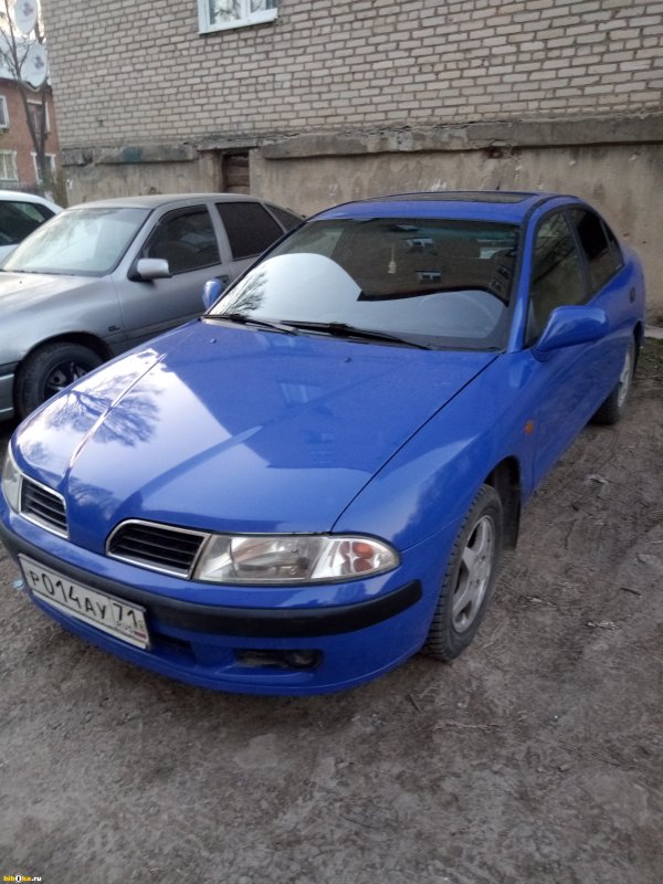 Mitsubishi Каризма 1998