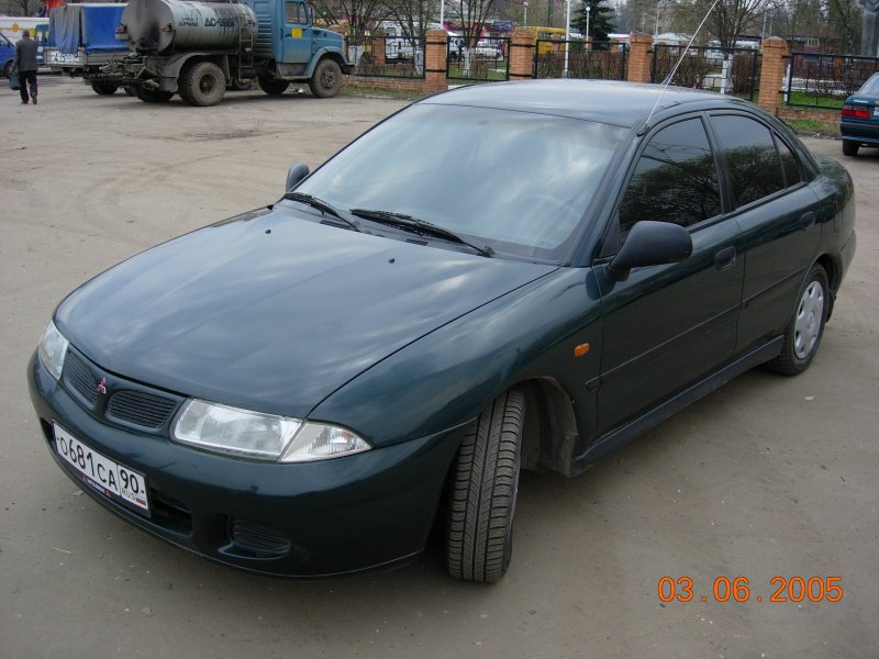 Mitsubishi Каризма 1998
