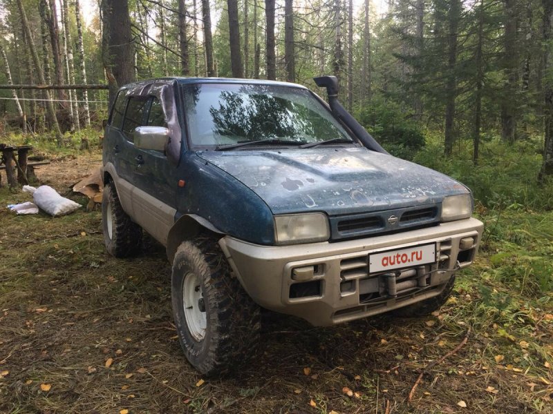 Ниса нмистраль красный