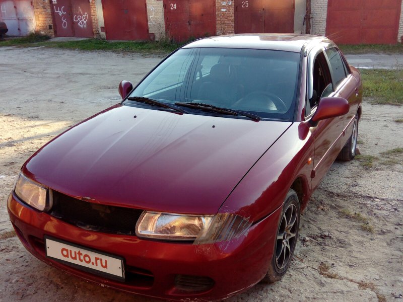 Mitsubishi Каризма 1998