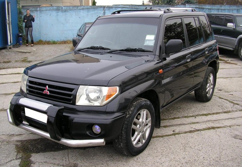 Mitsubishi Pajero Pinin 2001