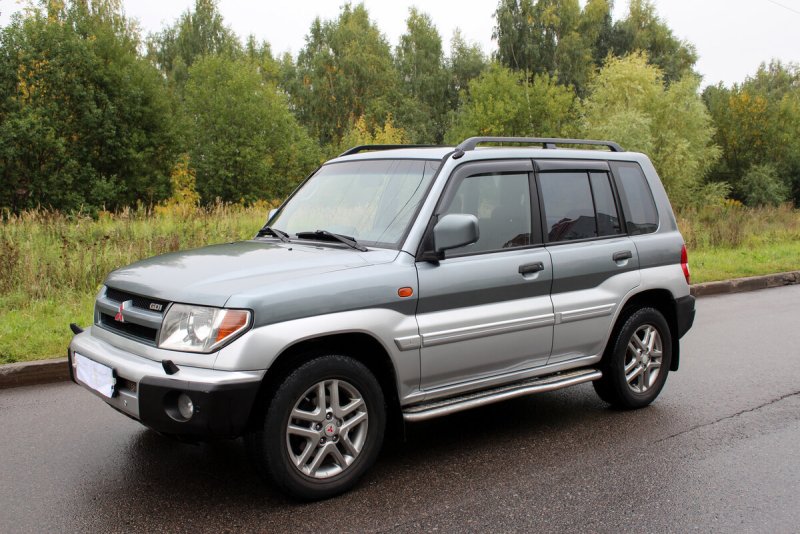 Mitsubishi Pajero Pinin