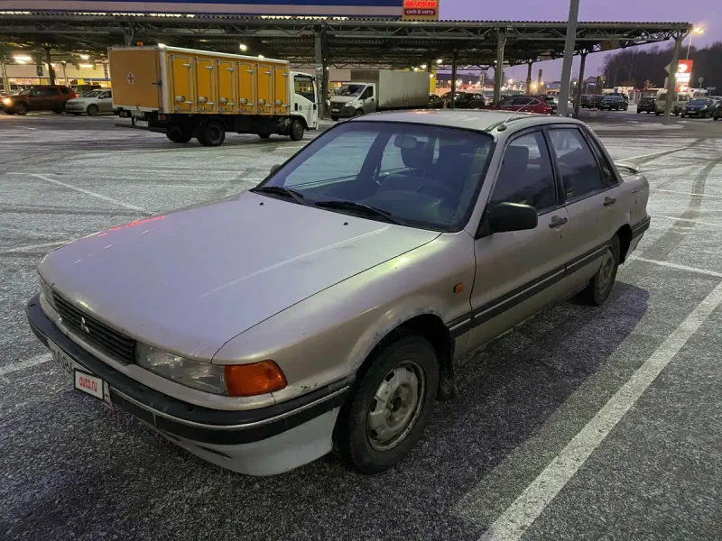 Mitsubishi Galant 1988
