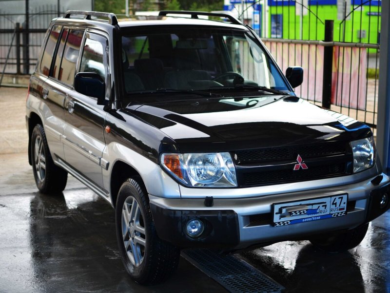 Mitsubishi Pajero Pinin