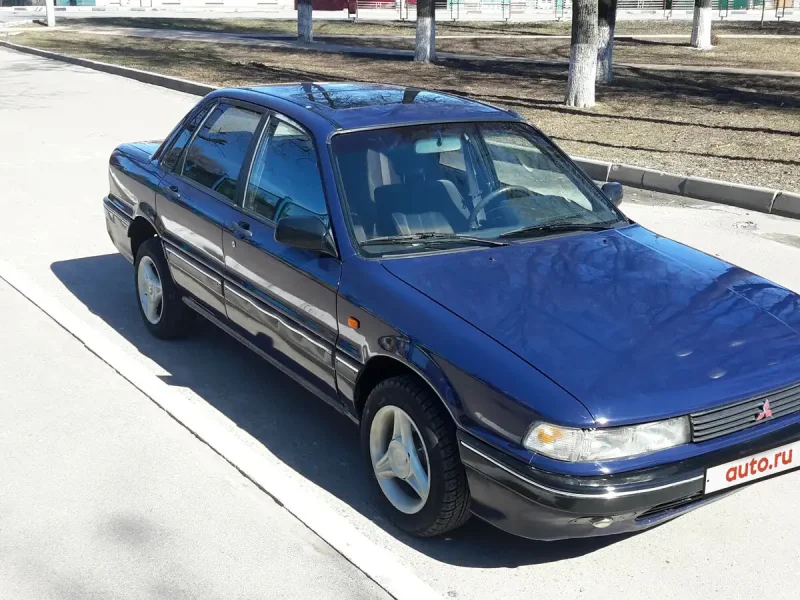 Митсубиси Галант 1988-1993