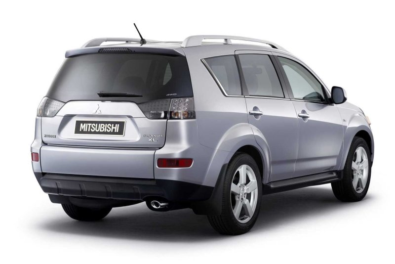 Mitsubishi Outlander II