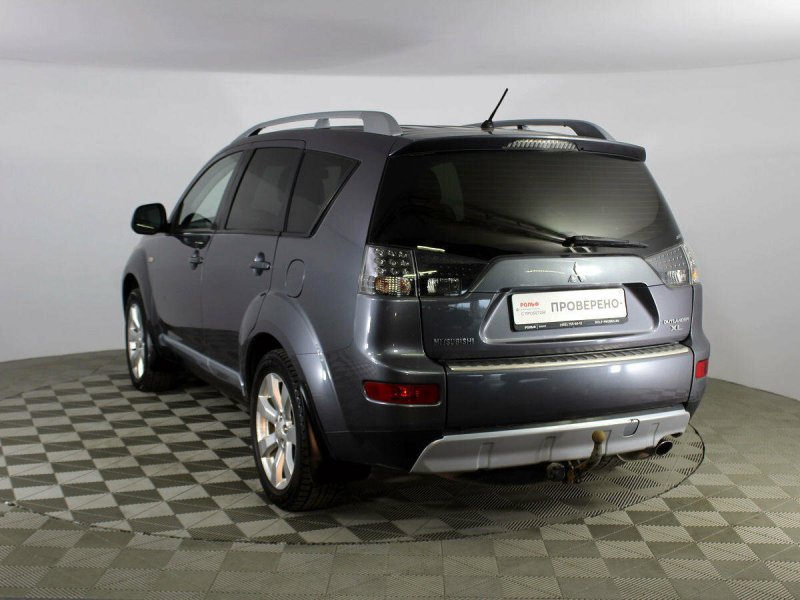 Mitsubishi Outlander XL 2 поколение