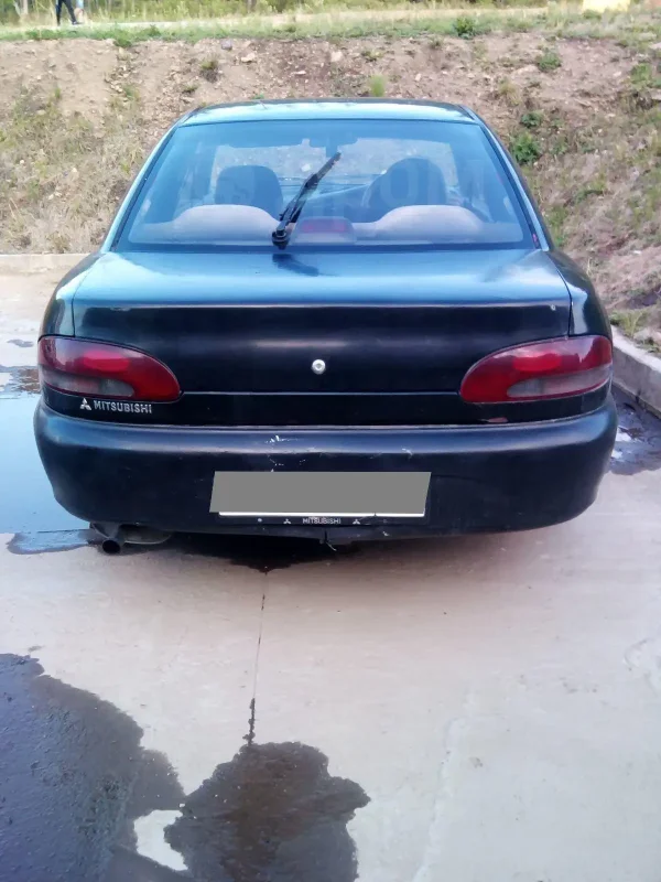 Mitsubishi Mirage 1993 хэтчбек