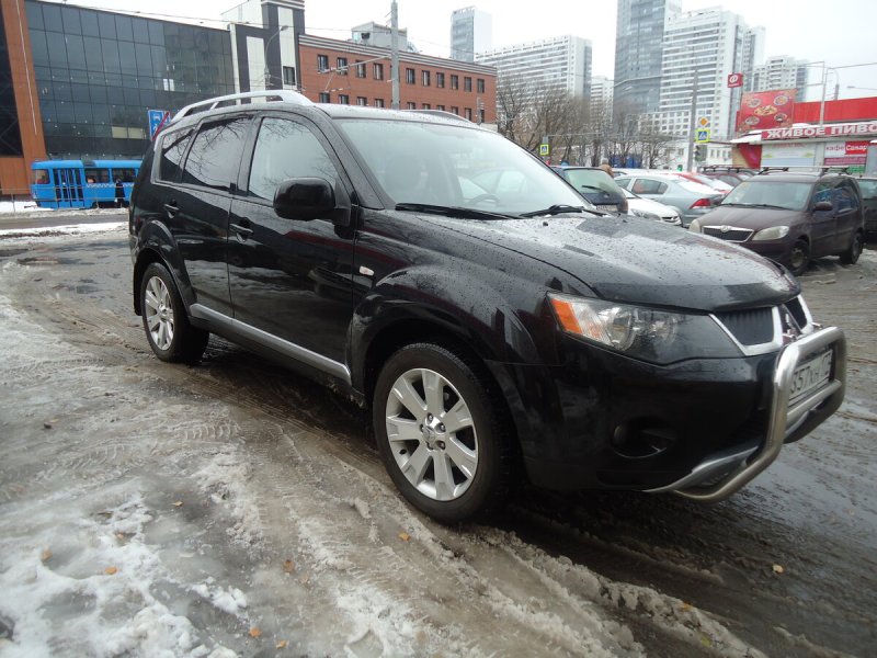 Mitsubishi Outlander 2008 г.