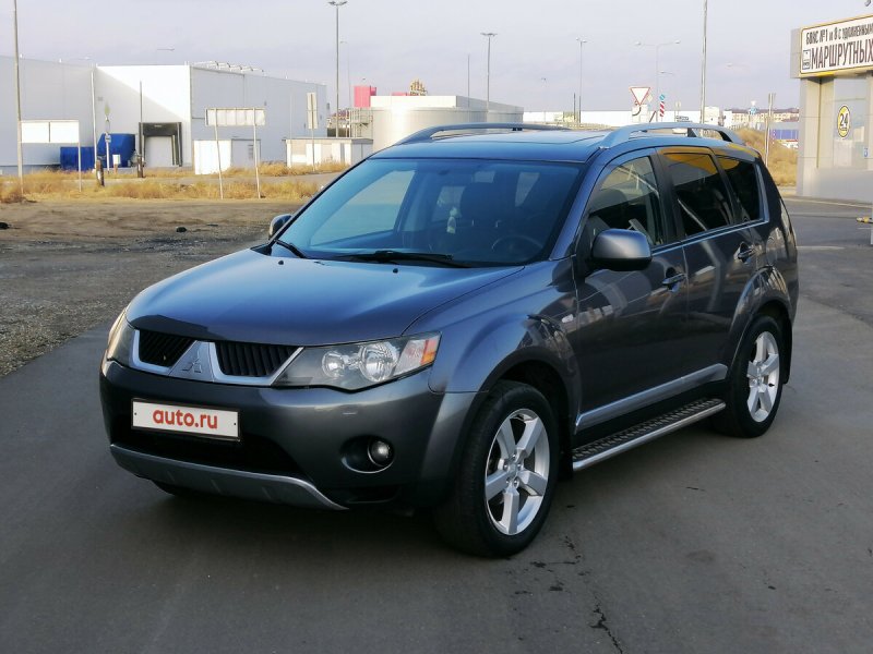 Mitsubishi Outlander XL 2009