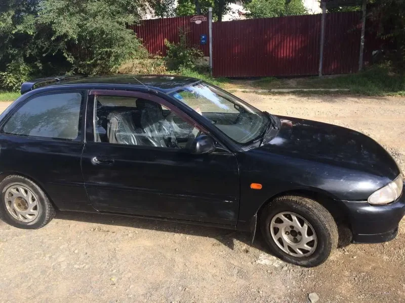 Mitsubishi Mirage v 1999