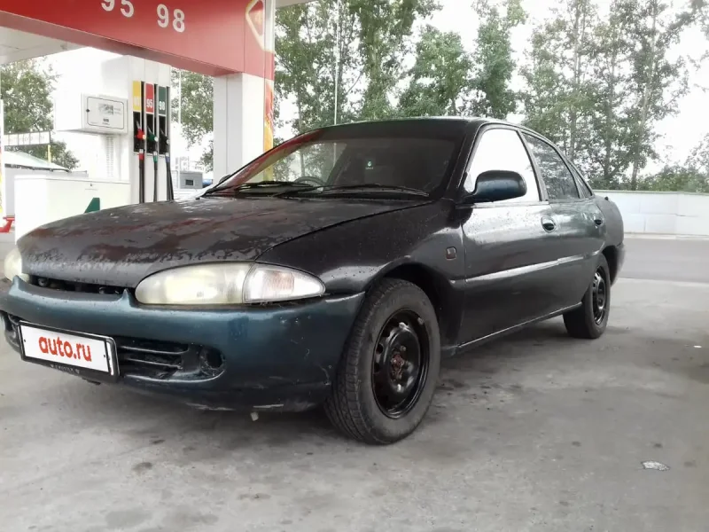 Mitsubishi Mirage 1993